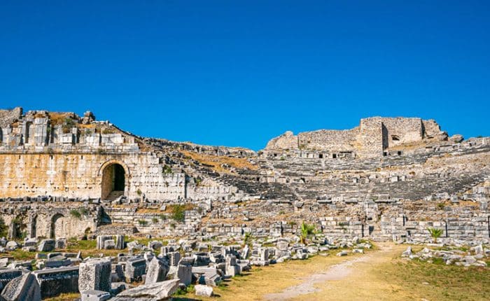 Private tour of the Miletus Ancient City