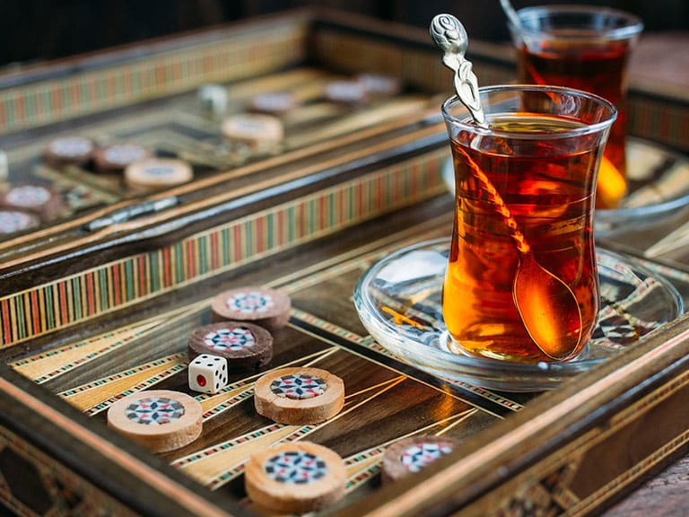 Play Turkish Backgammon